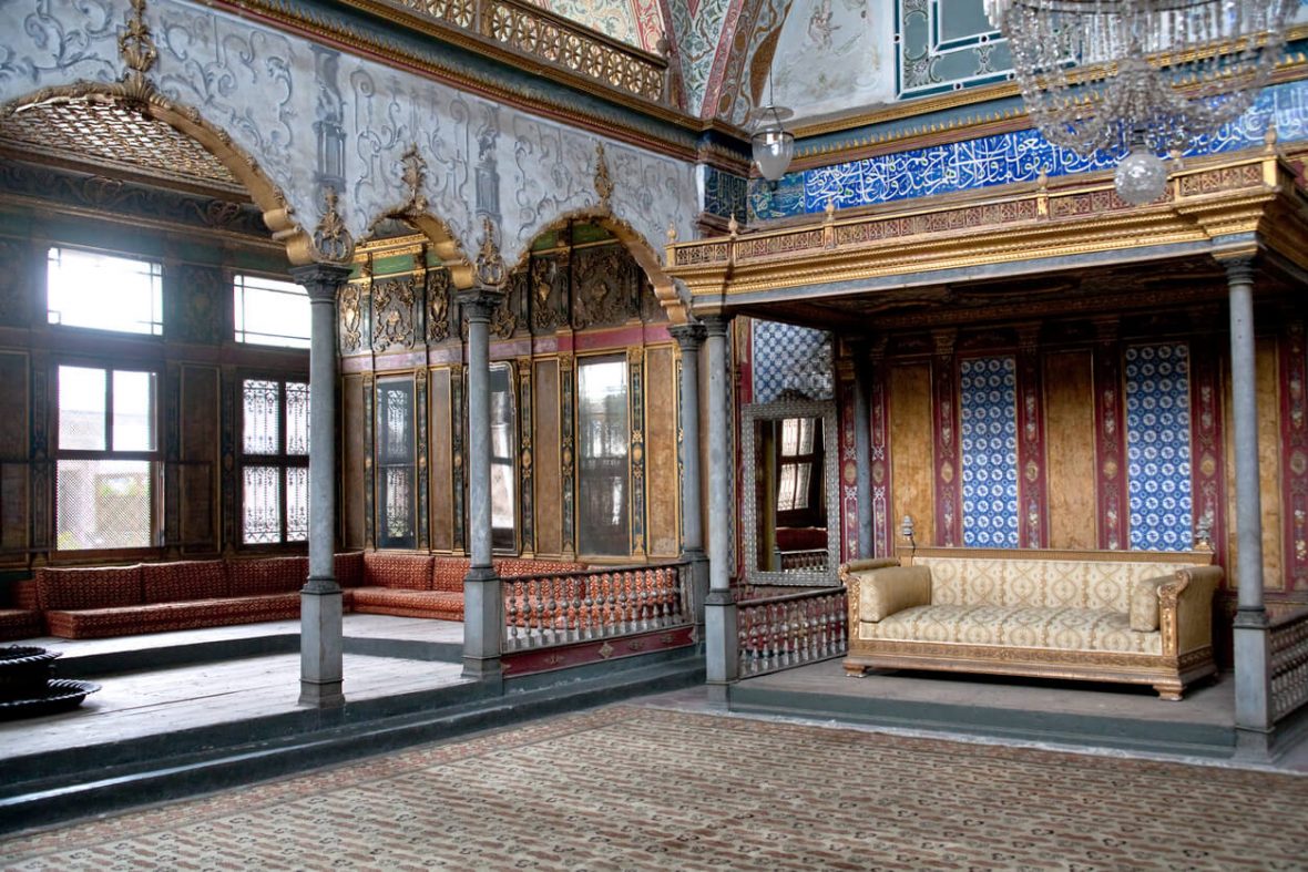 Topkapı Sarayı Müzesi: Bir Cihan İmparatorluğunun Tarihi