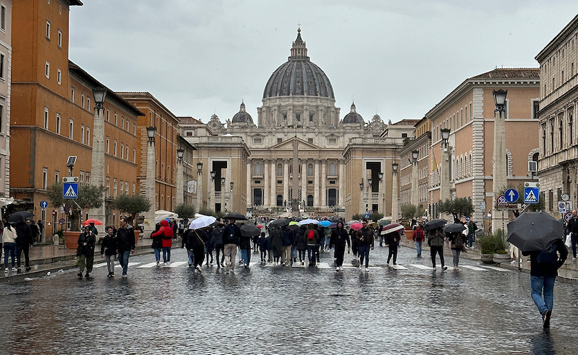 Çocukla Roma, Vatikan