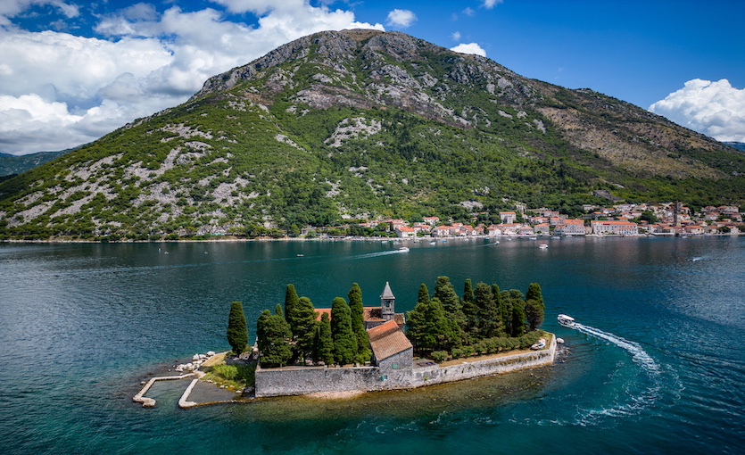 Karadağ Kotor Manastır Adası