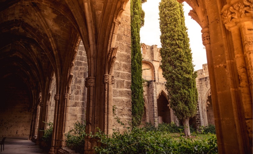 Bellapais Manastırı