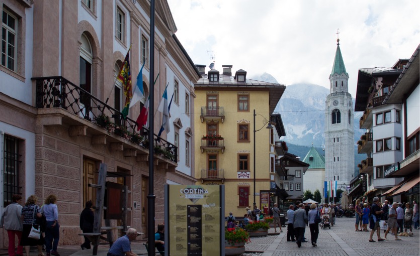 Faloria Teleferiği & Rifugio Faloria